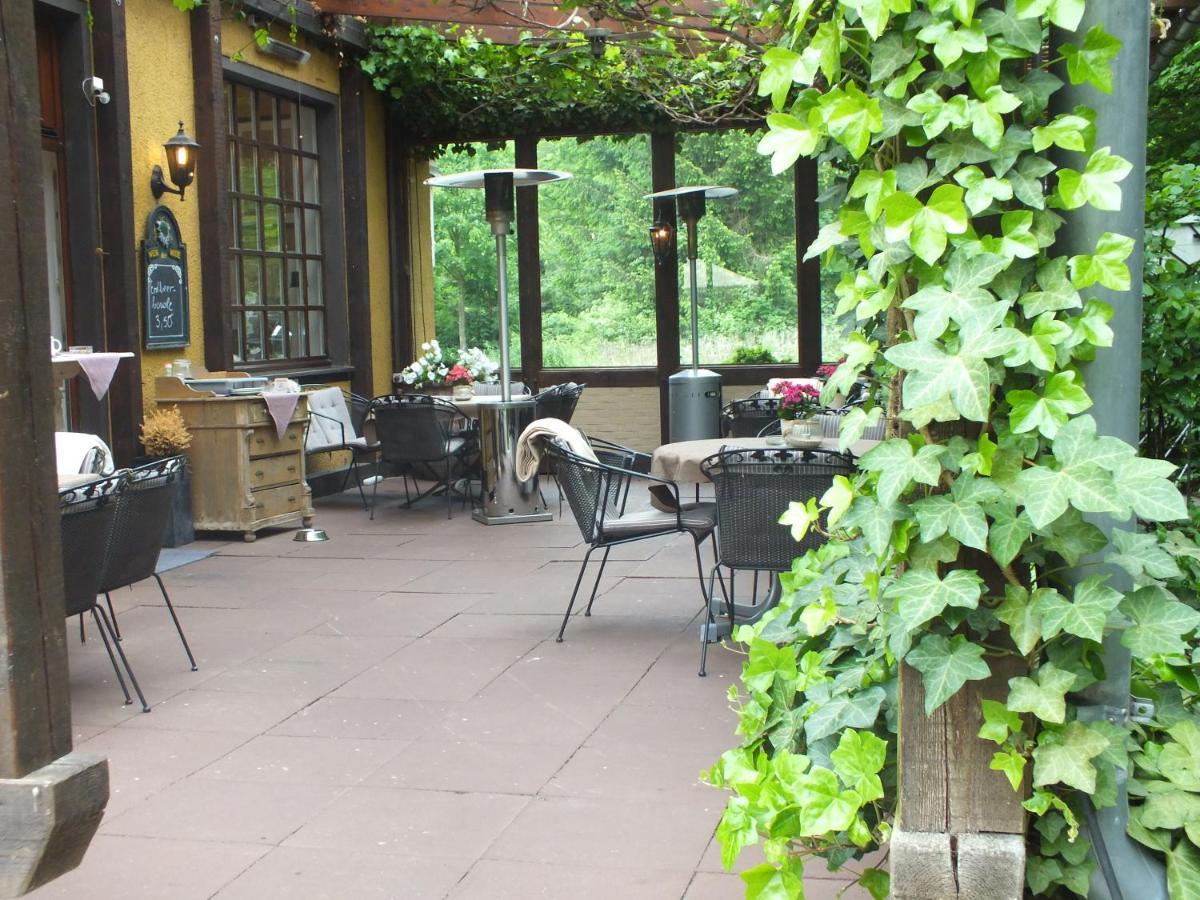 Hotel Holter Schlosskrug Schloß Holte-Stukenbrock Extérieur photo